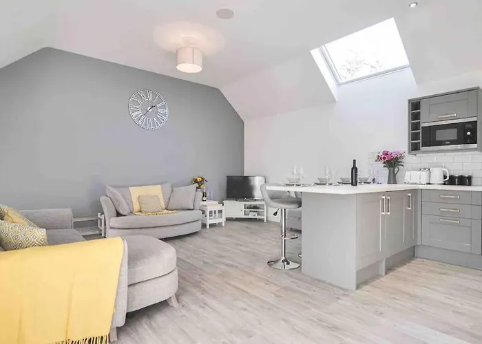 Hoxne - Poppy With Private Hot Tub بيت للعطل *